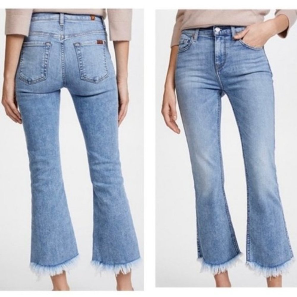 7 For All Mankind Ali Cropped Frayed Hem Kick Jeans Size 27 Light Wash Denim
